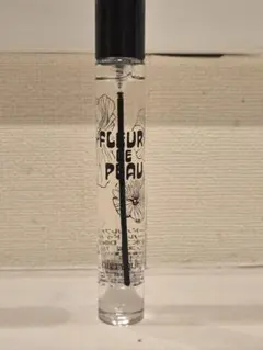 diptyque FLEUR DE PEAU オードパルファンのサムネイル