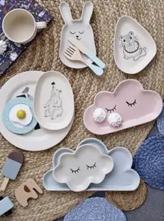 Item thumbnail for item 87a1c833-7f86-45aa-a4fa-17b6d3416ebf