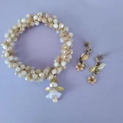 ハンドメイドピアス& 花の天使ブレスレット　セット