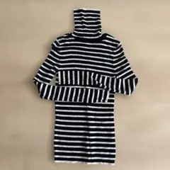 UNIQLO タートルネックセーター　ボーダー