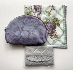 【新品未使用】ジムトンプソンシルク製ポーチ・ハンカチ・ティッシュケース