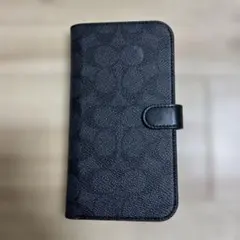 【美品】COACH ブラックレザー手帳型iPhoneケース　6.7インチ