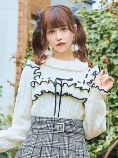 Ank Rouge ヨークフリルハシゴリボンニット