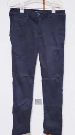 アメリカンイ―グルの黒のスキニ―デニム（LL）