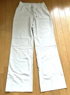 シャルレスポーツ　イージーパンツ