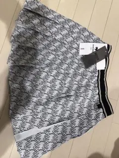 ゴルフウェア　新品タグ付き　LED coq sportifスカート