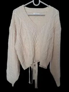 アイボリー バックリボン ケーブル編み ニット秋冬