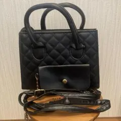 ブラックキルティングショルダーバッグ