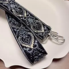 インド刺繍リボンショルダーストラップ 黒　シルバー　ハンドメイド