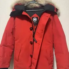 CANADA GOOSE レッド ダウンジャケット