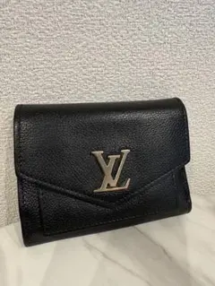 Louis Vuitton エピレザー 三つ折り財布 ブラック - メルカリ
