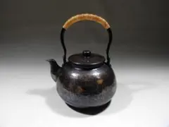 ●玉川堂 定番 鎚起銅 銅製 湯沸 銅器 水指 薬缶 未使用同品 栞 黄布 供箱 ○玉川堂 定番 鎚起銅 銅製 湯沸 銅器 水指 薬缶 未使用