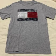 子供服　Tommy Hilfiger グレー Tシャツ　半袖　160 大人可