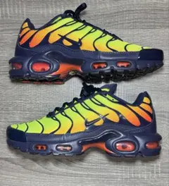 【美品】NIKE AIR MAX PLUS LEMON VENOM 26.0のサムネイル