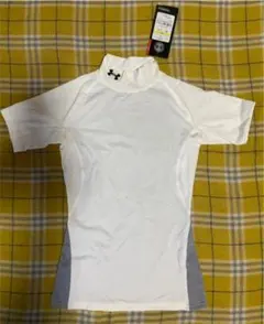 アンダーアーマー アンダーシャツ 半袖　キッズ 新品 未使用