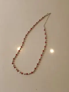 PT850留め具付き赤と銀のネックレス