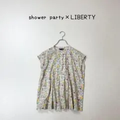 shower party × LIBERTY ピンタック　ブラウス　サイズ1のサムネイル