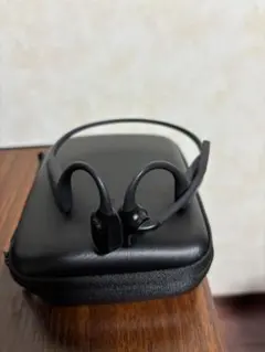 Shokz OpenComm 骨伝導ヘッドセット（充電ケーブル・ケース付）