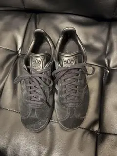 adidas Gazelle ブラック スニーカー