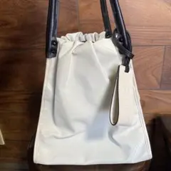 美品Pelle Borsa バッグ