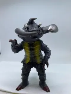 TOY GRAPH ソフトビニール怪獣フィギュア アントラー ウルトラ怪獣DX ゴーグアントラー｜ウルトラマンおもちゃ