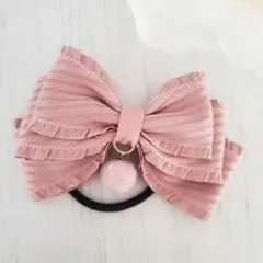 【ピンク】フリルリボンのヘアゴム／ボールチャーム付き／ポニーテール／髪ゴム