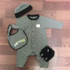 ボーダーロンパース長袖４点セット 70センチ