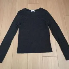 ラメ　リブ　トップス　ロンティー　シアートップス　しまむら　黒