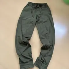ユニクロ　ジョガーパンツ　サイズXS カーキ