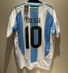 【メッシ直筆サイン入り3枚】 アルゼンチン代表•バルセロナユニフォームおまけ付き メッシ直筆サイン入り】 アルゼンチン代表ユニフォーム 2022