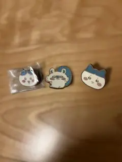 ちいかわ　ピンズ　３個セット