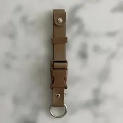 3coins ジャケットホルダー　ブラウン