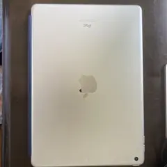 Apple iPad6 cellular シルバー128G本体 バッテリー94% - メルカリ