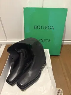 <期間限定値下げ中> BOTTEGA VENETA レザーロングブーツ 黒　41のサムネイル