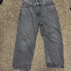 H&M BAGGY FIT デニムパンツ ブラック EUR 34のサムネイル