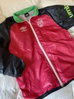 umbro ピステ・ウィンドブレーカー ピンク黒緑《キッズ160》