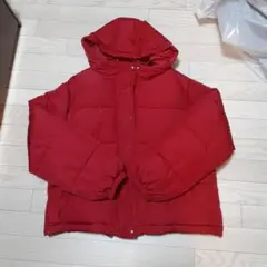 フード付き レッド ダウンジャケット M