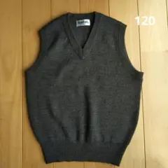 グレー Vネックベスト サイズ120
