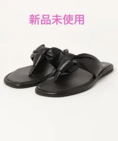 p*e様 新品未使用　Mollini トングサンダル ブラック　リボンのサムネイル
