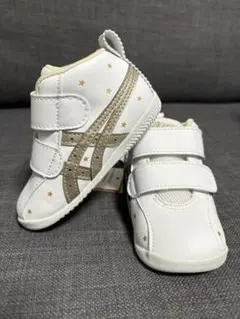 新品未使用アシックスベビーアミュレファーストシューズスクスク2 13.5cm星柄