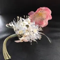 新品未使用 お花のコサージュ