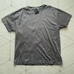 ATON エイトン グレー 半袖 Tシャツのサムネイル