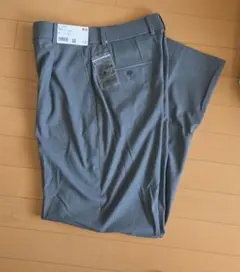 ユニクロ　タックワイドパンツ　丈長め M グレー 新品