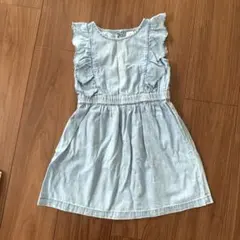 GAPベビーギャップ　キッズデニムワンピース110 ノースリブ　フリル袖