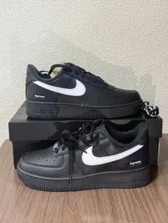 Nike Air Force 1 Supreme ブラック/ホワイト