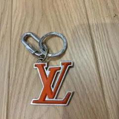 ✨極美品✨ルイ•ヴィトン タイガキーホルダー タブ LV オブ リーク