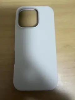 elago iPhone16Pro シリコンケース　ベージュのサムネイル