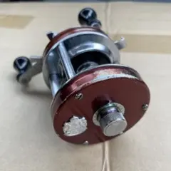 Abu Garcia 4601 C3 左巻き ワインカラー 020003 - メルカリ