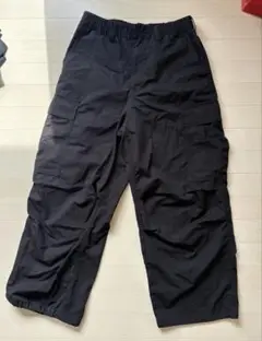 ジーユー　GU 黒 Mサイズ カーゴパンツ ズボン