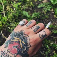 13RING IRON CROSS